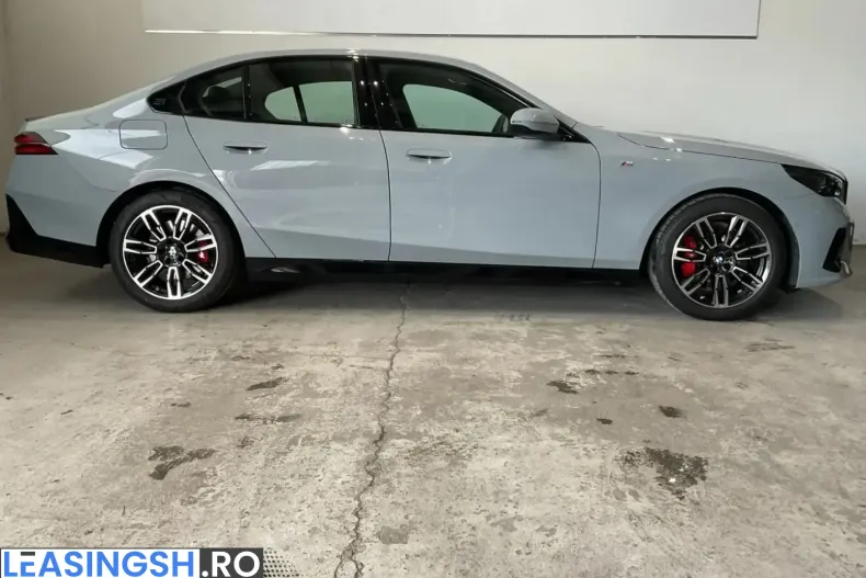 BMW 520 (Seria 5) din 2025 cu 13.000 km - oferta BMW207640 - foto 3
