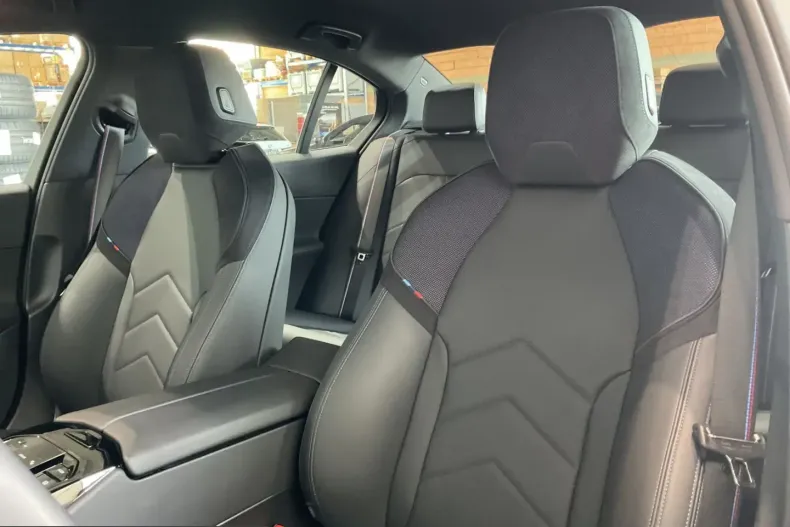 BMW 520 (Seria 5) din 2025 cu 13.000 km - oferta BMW207640 - foto 11