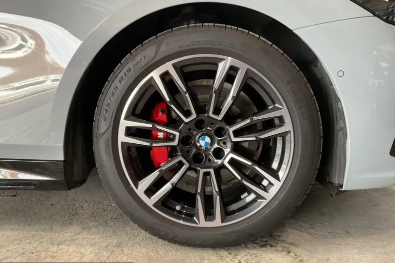 BMW 520 (Seria 5) din 2025 cu 13.000 km - oferta BMW207640 - foto 14