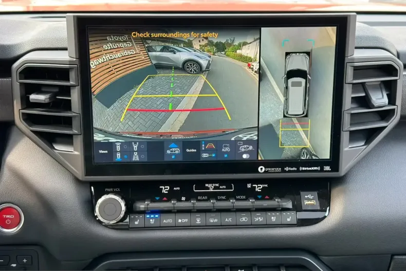 Toyota Sequoia din 2024 cu 987 km - oferta TOY207644 - foto 14