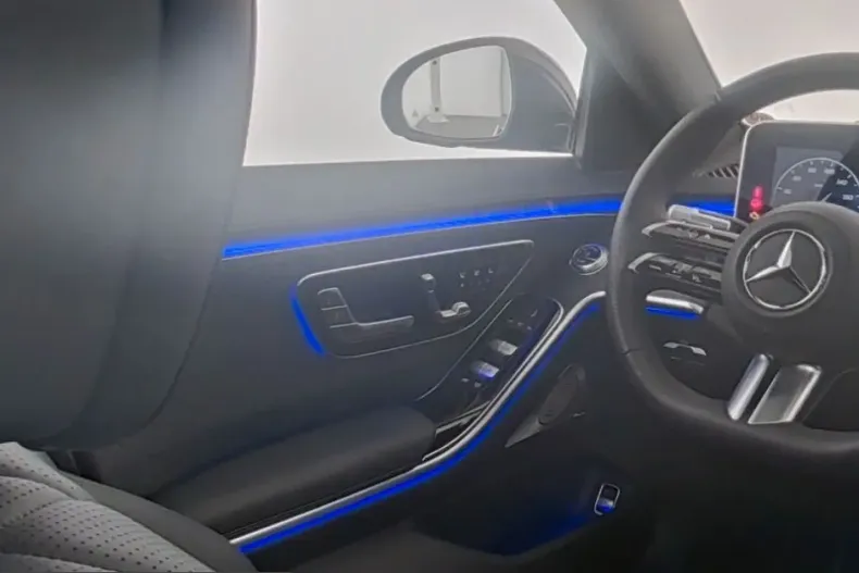 Mercedes-Benz S 450 (Clasa S) din 2023 cu 12.751 km - oferta MER207645 - foto 8