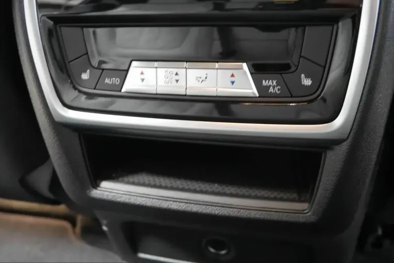 BMW X6 (Seria X) din 2025 cu 12.100 km - oferta BMW207646 - foto 9