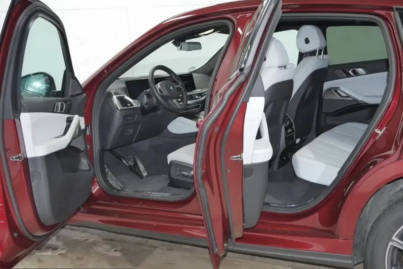 BMW X6 (Seria X) din 2025 cu 12.100 km - oferta BMW207646 - foto 10