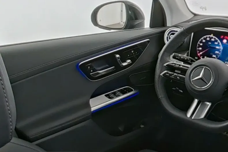 Mercedes-Benz GLC 300 (Clasa GLC) din 2025 cu 23.659 km - oferta MER207647 - foto 8