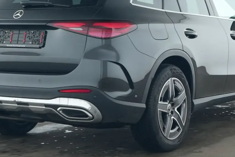 Mercedes-Benz GLC 300 (Clasa GLC) din 2025 cu 23.659 km - oferta MER207647 - foto 9