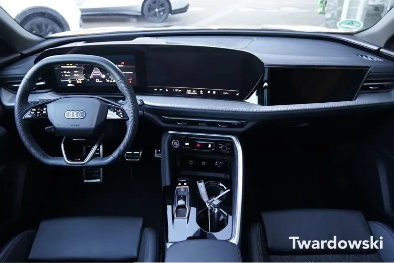 Audi Q5 din 2025 cu 13.068 km - oferta AUD207657 - foto 13