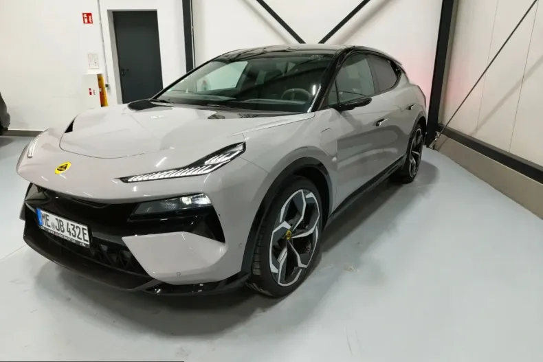 Lotus Eletre din 2023 cu 27.500 km - oferta LOT207663 - foto 3