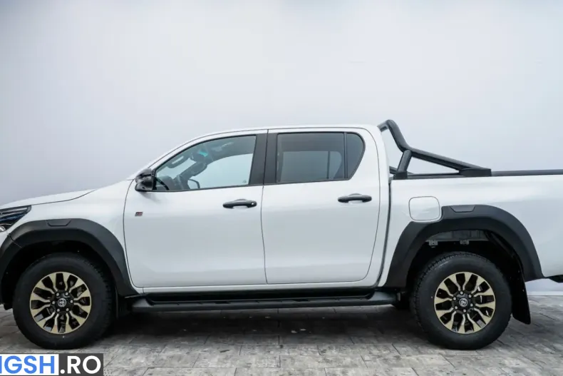 Toyota Hilux din 2024 cu 23.000 km - oferta TOY207672 - foto 6