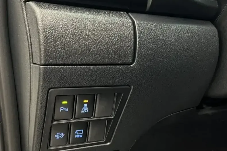 Toyota Hilux din 2024 cu 23.000 km - oferta TOY207672 - foto 12