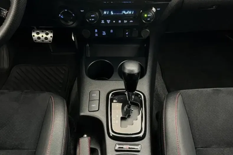 Toyota Hilux din 2024 cu 23.000 km - oferta TOY207672 - foto 14