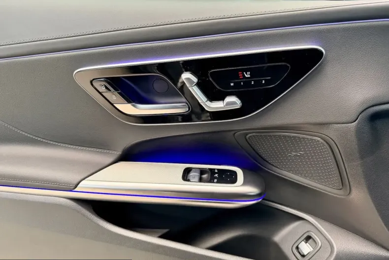 Mercedes-Benz CLE 450 (Clasa CLE) din 2025 cu 12.500 km - oferta MER207677 - foto 8