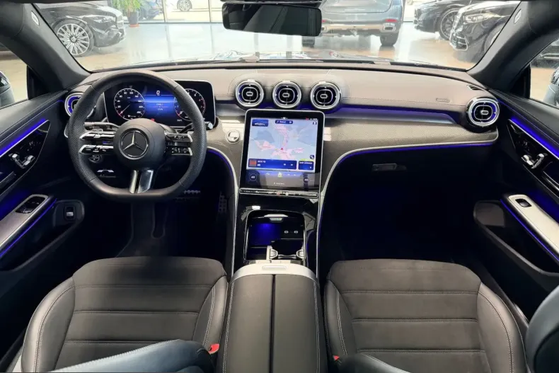 Mercedes-Benz CLE 450 (Clasa CLE) din 2025 cu 12.500 km - oferta MER207677 - foto 11