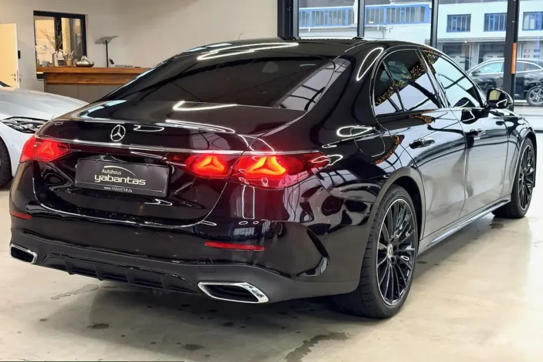 Mercedes-Benz E 220 (Clasa E) din 2025 cu 14.000 km - oferta MER207679 - foto 6