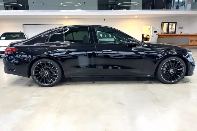 Mercedes-Benz E 220 (Clasa E) din 2025 cu 14.000 km - oferta MER207679 - foto 22