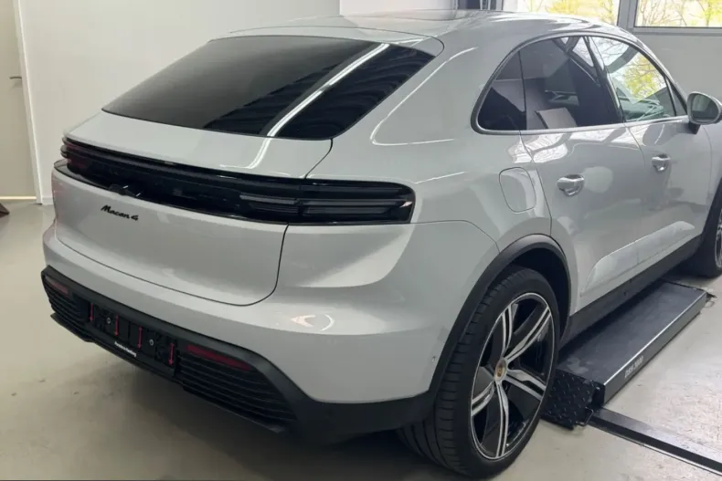 Porsche Macan din 2024 cu 36.700 km - oferta POR207680 - foto 15