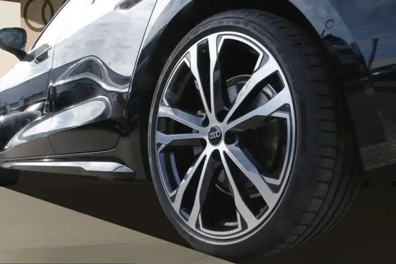 Audi A5 din 2025 cu 6.350 km - oferta AUD207682 - foto 6