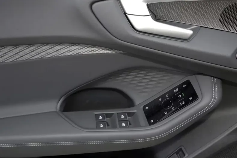 Audi A5 din 2025 cu 6.350 km - oferta AUD207682 - foto 15