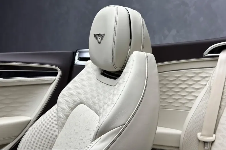 Bentley Continental GTC din 2025 cu 8.854 km - oferta BEN207685 - foto 6