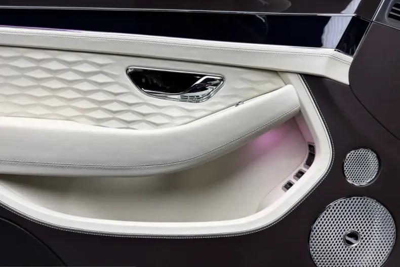 Bentley Continental GTC din 2025 cu 8.854 km - oferta BEN207685 - foto 33