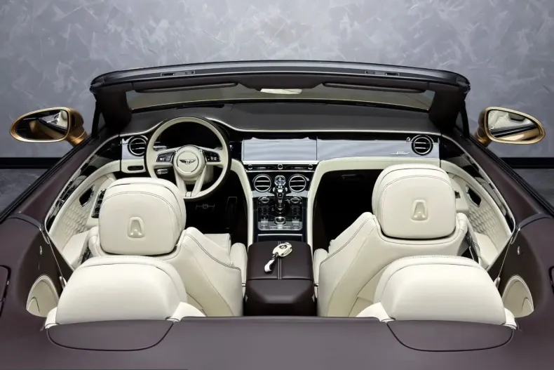 Bentley Continental GTC din 2025 cu 8.854 km - oferta BEN207685 - foto 37