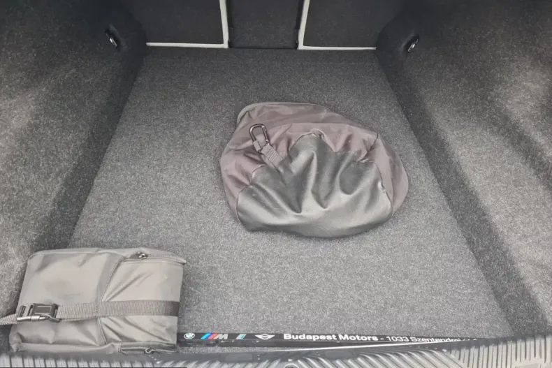 BMW M5 (Seria 5) din 2025 cu 2.208 km - oferta BMW207688 - foto 8