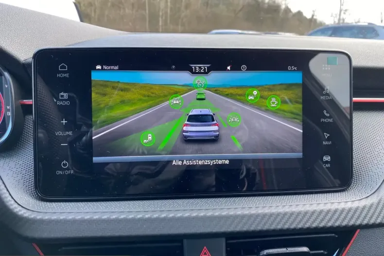 Skoda Kamiq din 2025 cu 4.000 km - oferta SKO207690 - foto 13