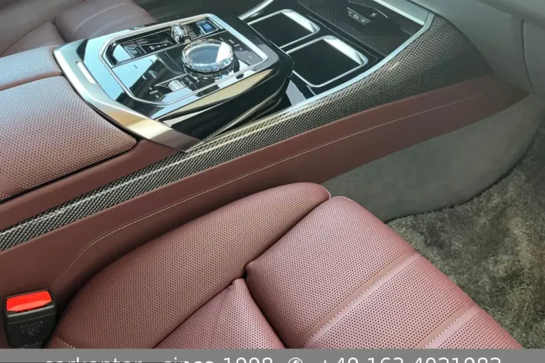 BMW i7 (Seria 7) din 2025 cu 8.200 km - oferta BMW207692 - foto 9