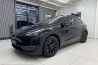 Tesla Model Y din 2023 cu 68.608 km - oferta TES207694 - foto 1