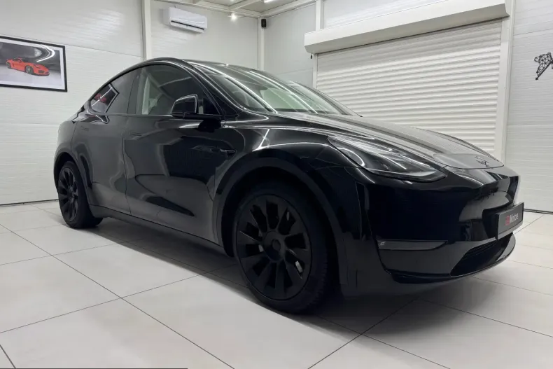 Tesla Model Y din 2023 cu 68.608 km - oferta TES207694 - foto 2