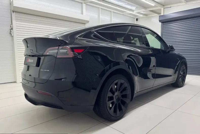 Tesla Model Y din 2023 cu 68.608 km - oferta TES207694 - foto 3