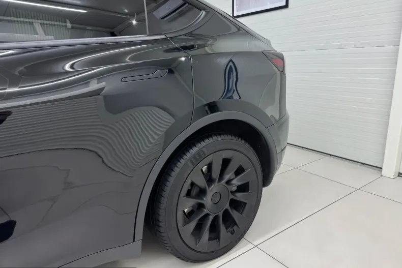 Tesla Model Y din 2023 cu 68.608 km - oferta TES207694 - foto 18