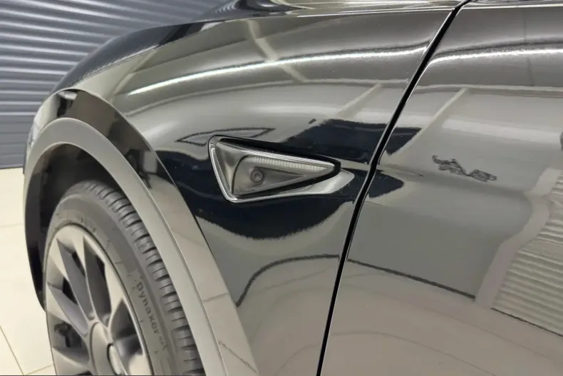 Tesla Model Y din 2023 cu 68.608 km - oferta TES207694 - foto 28