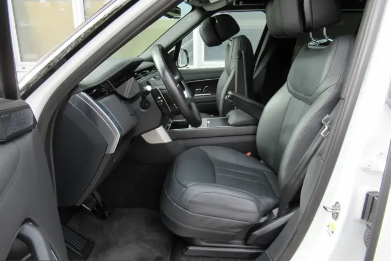 Land Rover Range Rover din 2024 cu 35.000 km - oferta LAN207698 - foto 7