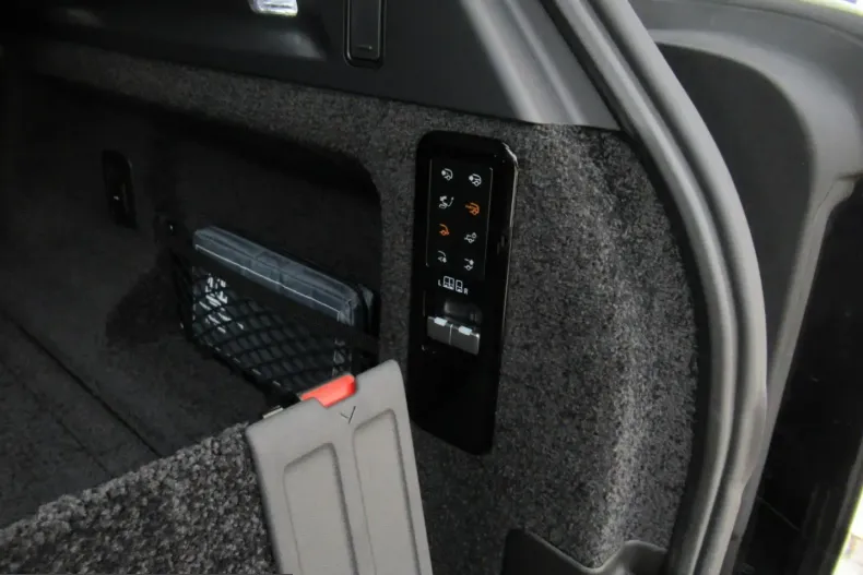 Land Rover Range Rover din 2024 cu 35.000 km - oferta LAN207698 - foto 17