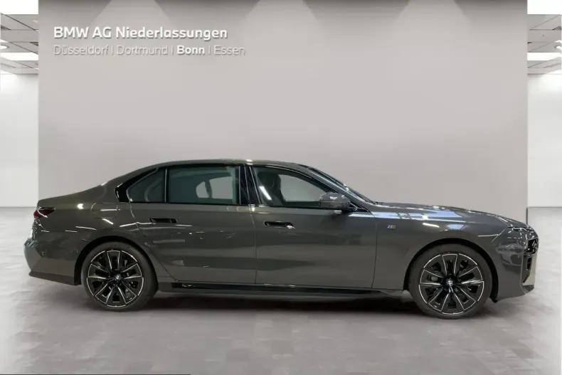 BMW 740 (Seria 7) din 2023 cu 56.523 km - oferta BMW207704 - foto 4