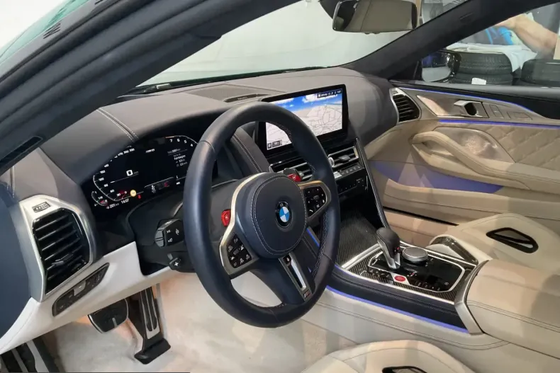 BMW M8 (Seria 8) din 2025 cu 21.133 km - oferta BMW207718 - foto 7
