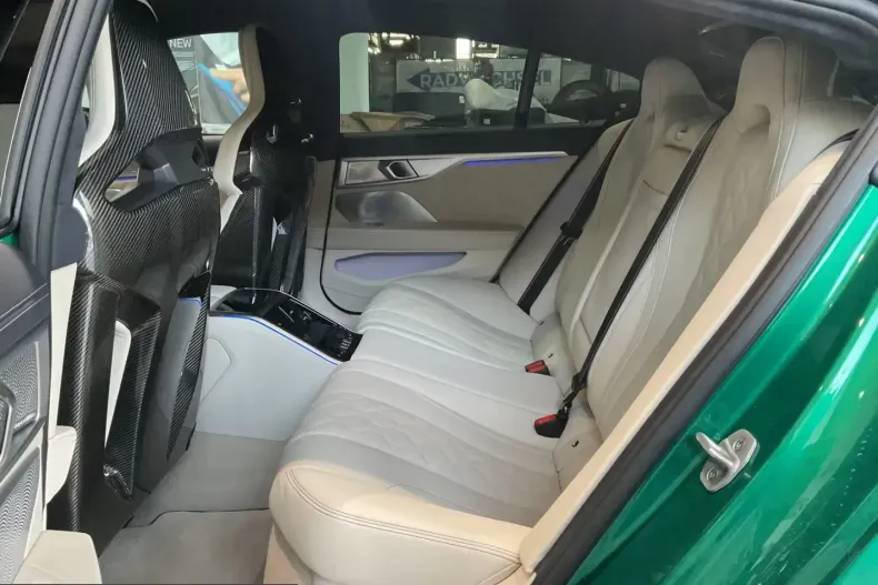 BMW M8 (Seria 8) din 2025 cu 21.133 km - oferta BMW207718 - foto 11