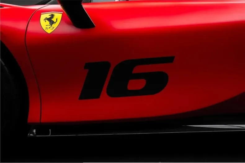 Ferrari SF90 din 2024 cu 2.500 km - oferta FER207719 - foto 14