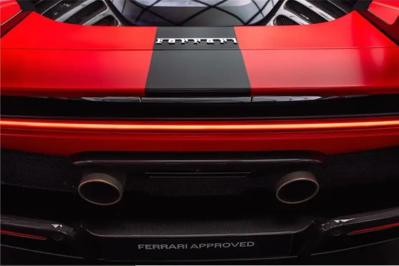 Ferrari SF90 din 2024 cu 2.500 km - oferta FER207719 - foto 19