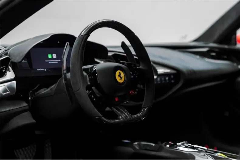 Ferrari SF90 din 2024 cu 2.500 km - oferta FER207719 - foto 21