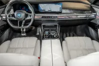 BMW i7 (Seria 7) din 2023 cu 39.800 km - oferta BMW207721 - foto 3