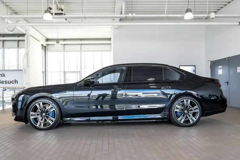 BMW i7 (Seria 7) din 2023 cu 39.800 km - oferta BMW207721 - foto 9