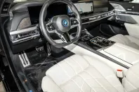 BMW i7 (Seria 7) din 2023 cu 39.800 km - oferta BMW207721 - foto 20