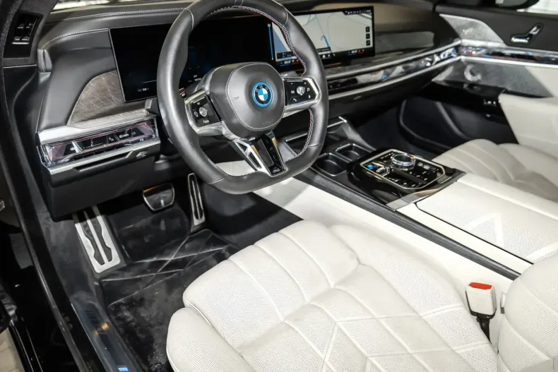 BMW i7 (Seria 7) din 2023 cu 39.800 km - oferta BMW207721 - foto 20