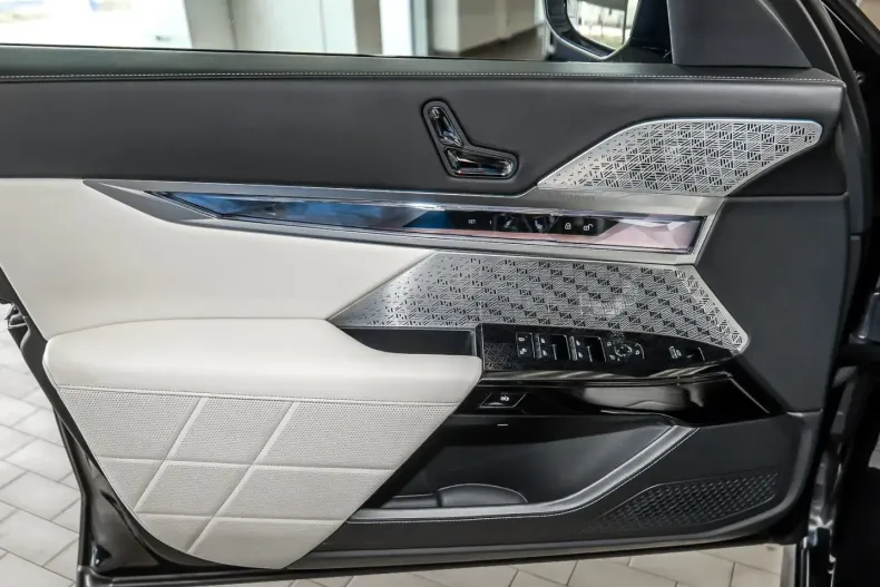 BMW i7 (Seria 7) din 2023 cu 39.800 km - oferta BMW207721 - foto 22