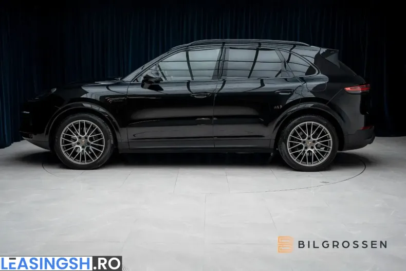 Porsche Cayenne din 2023 cu 70.130 km - oferta POR207723 - foto 2