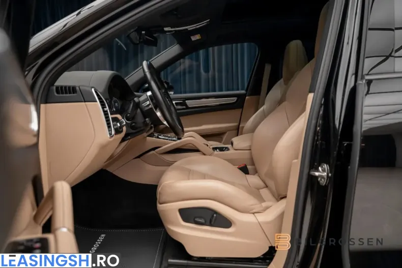 Porsche Cayenne din 2023 cu 70.130 km - oferta POR207723 - foto 13