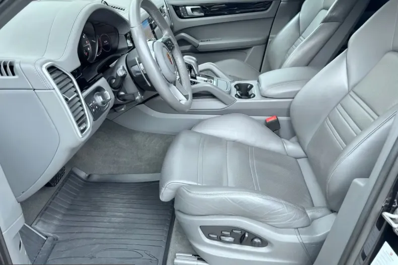 Porsche Cayenne din 2021 cu 83.427 km - oferta POR207724 - foto 32