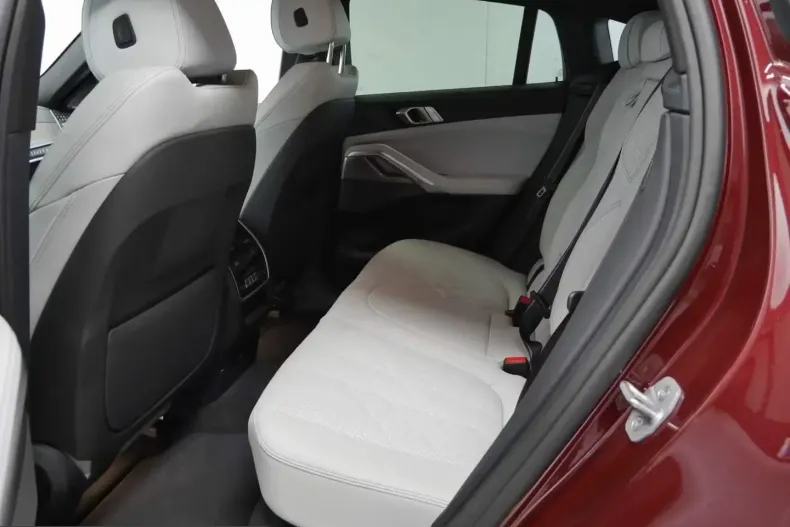 BMW X6 (Seria X) din 2025 cu 12.230 km - oferta BMW207725 - foto 9