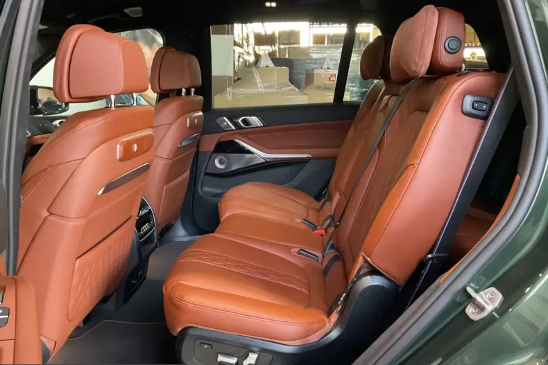 BMW X7 M60 (Seria X) din 2026 cu 4.122 km - oferta BMW207726 - foto 12